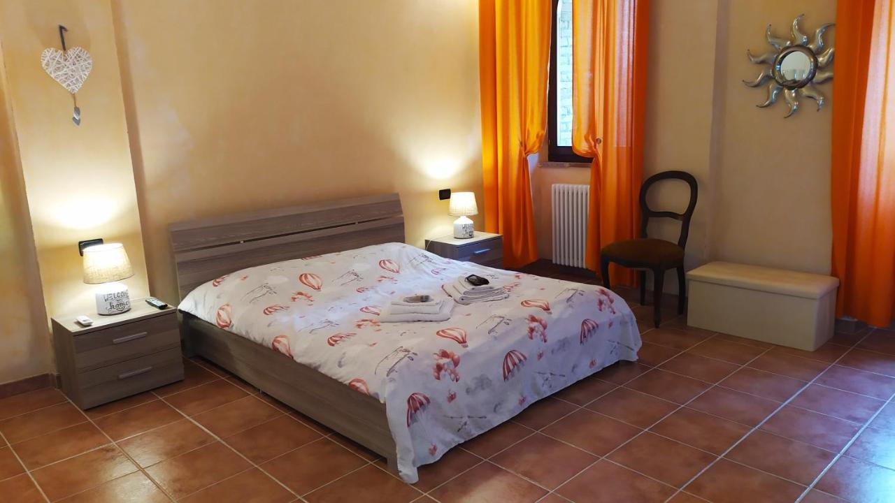 Da Simone Podere Santi Lucia E Pietro Siena Exteriör bild